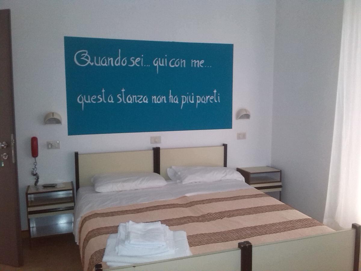 K2 Hotel Cattolica Exterior photo